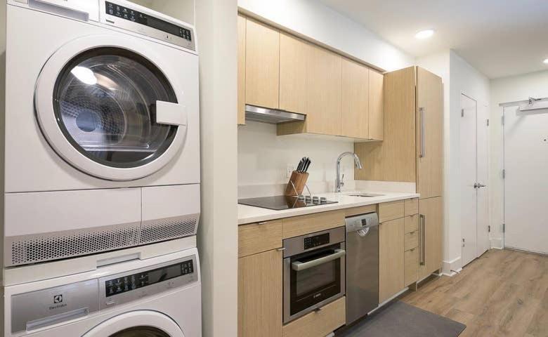 Sojourn The 13th St Flats Washington